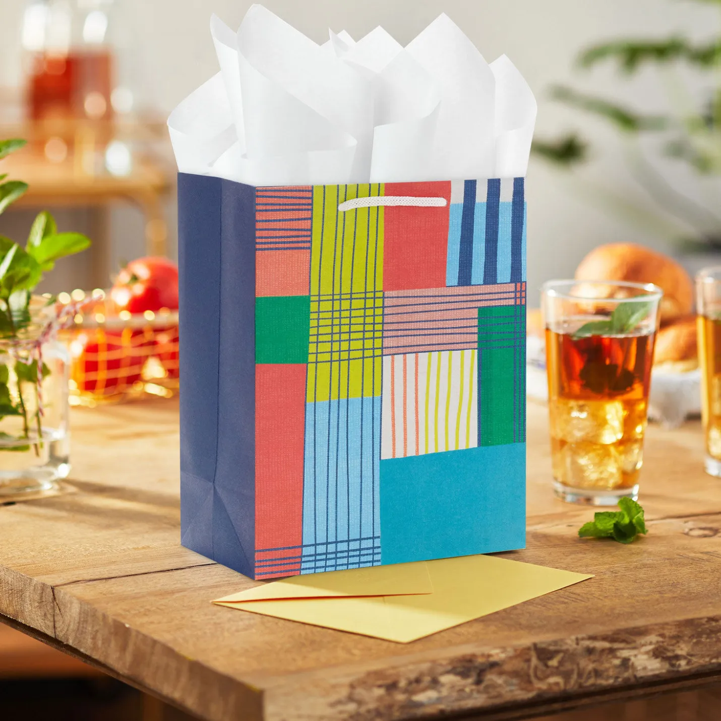 9.6" Abstract Plaid Medium Gift Bag