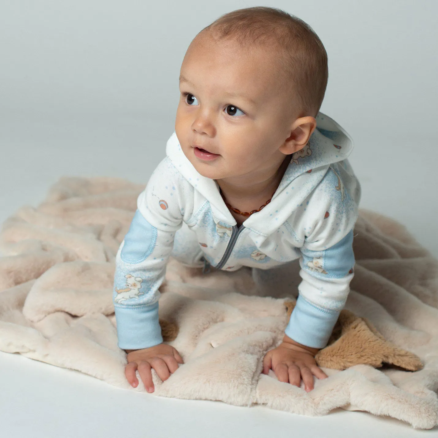 Bunnies By The Bay Skipit Puppy Tuck Me In Blanket, 28"