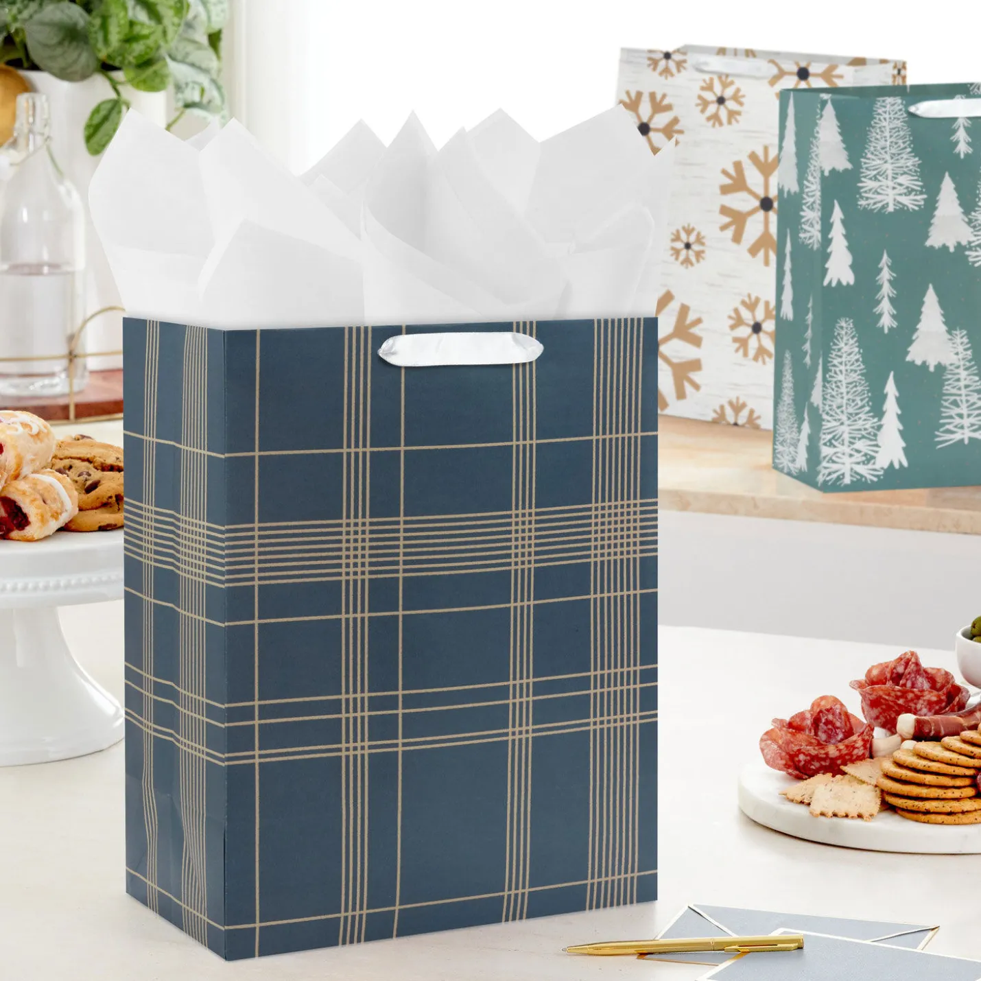 13" Classic Winter 3-Pack Assortment Large Gift Bags