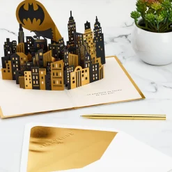 DC™ Batman™ Epic Day 3D Pop-Up Card