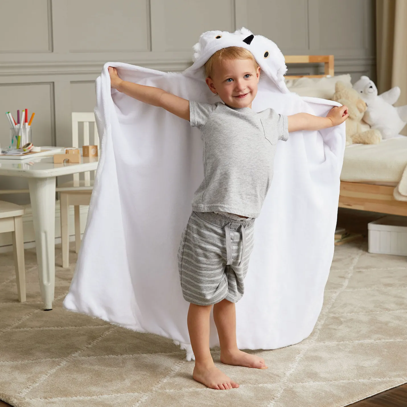Harry Potter™ Hedwig™ Hooded Blanket