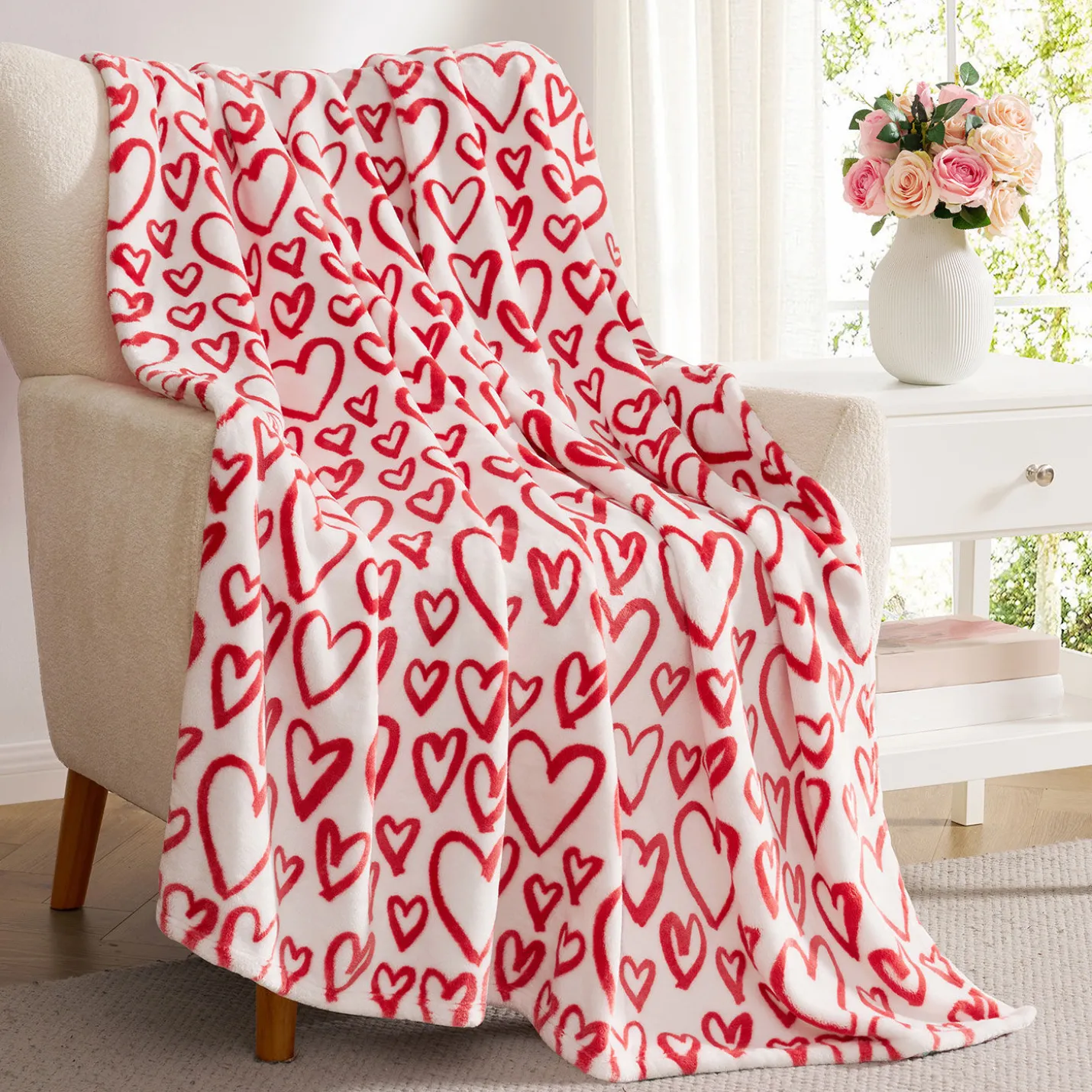 Illustrated Hearts Throw Blanket, 50x70