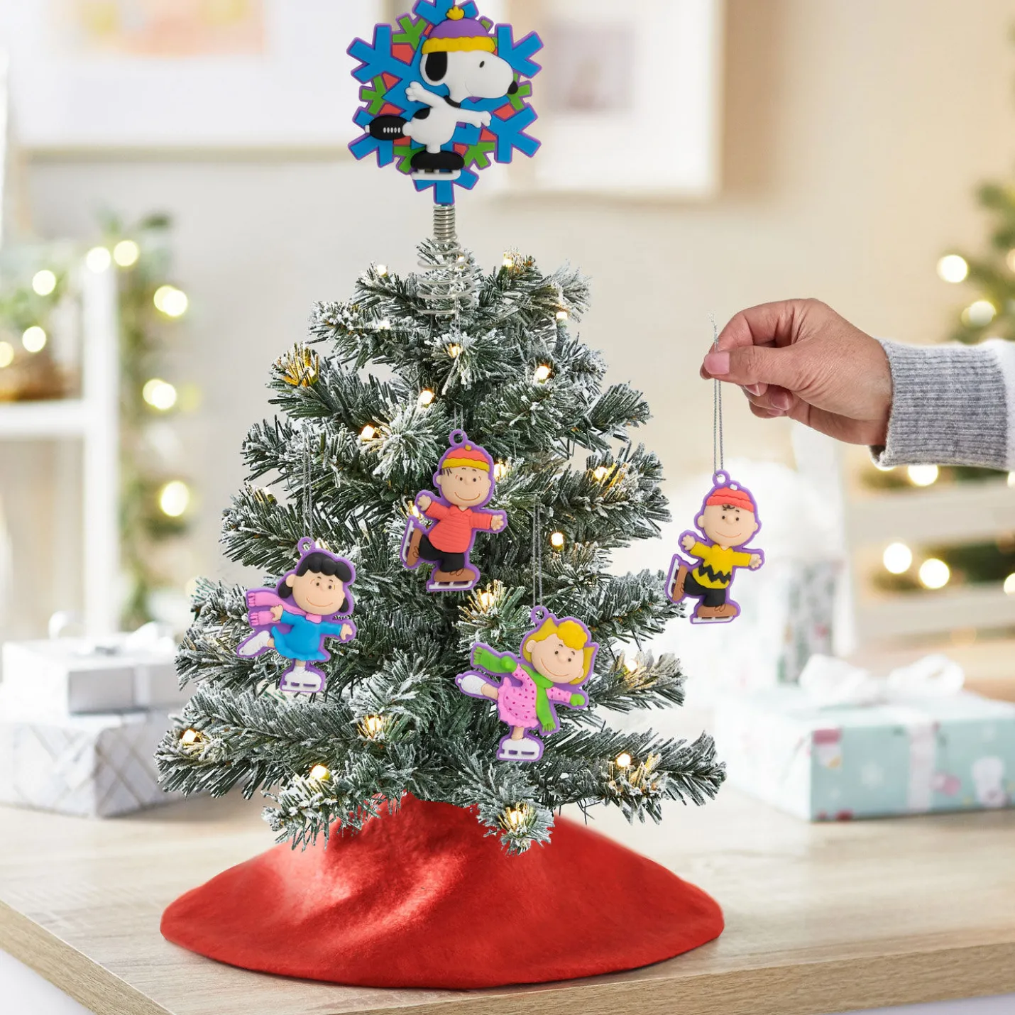 Mini Peanuts® Hallmark Tree Topper and Ornaments, Set of 5