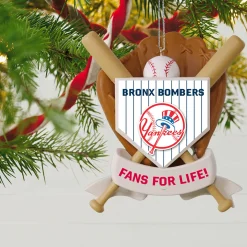 MLB New York Yankees™ Baseball Personalized Ornament, Custom Text