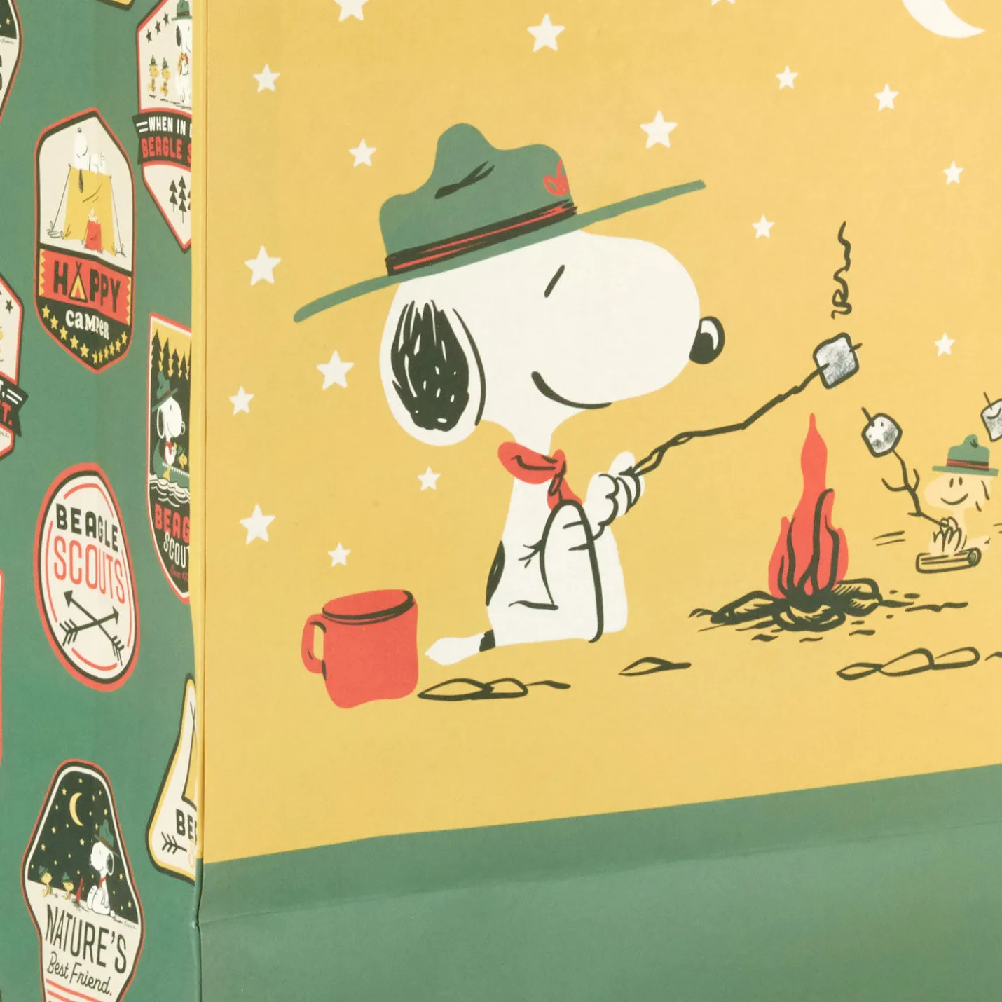 Peanuts® Beagle Scouts Snoopy and Troops 2-Pack Large and XL Gift Bags