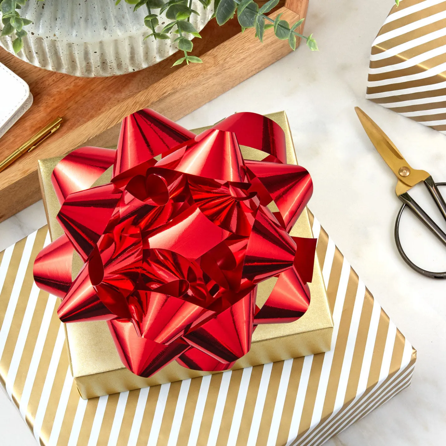 10" Red Jumbo Gift Bow
