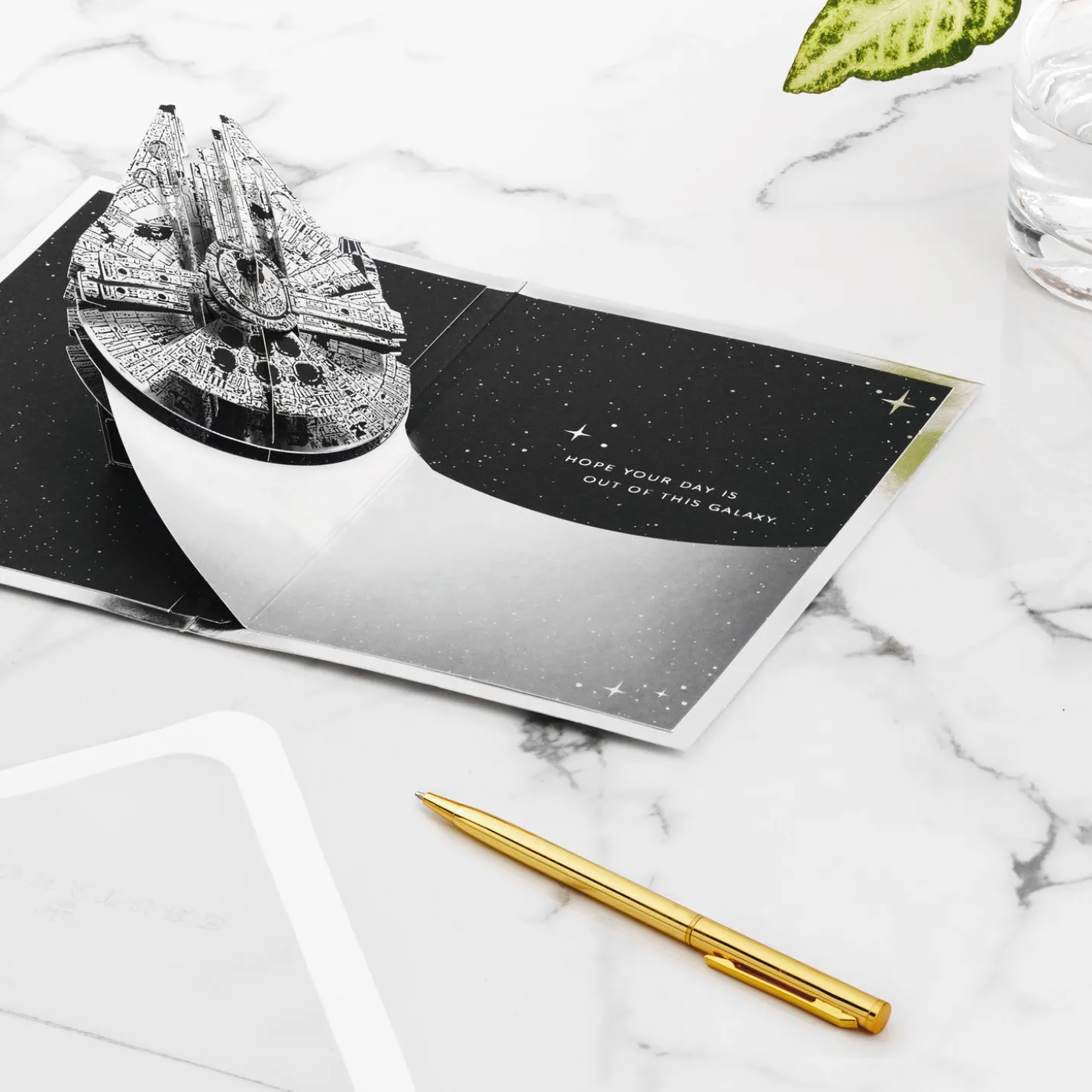 Star Wars™ Millennium Falcon™ 3D Pop-Up Card