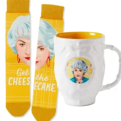 The Golden Girls Dorothy Get the Cheesecake Gift Set