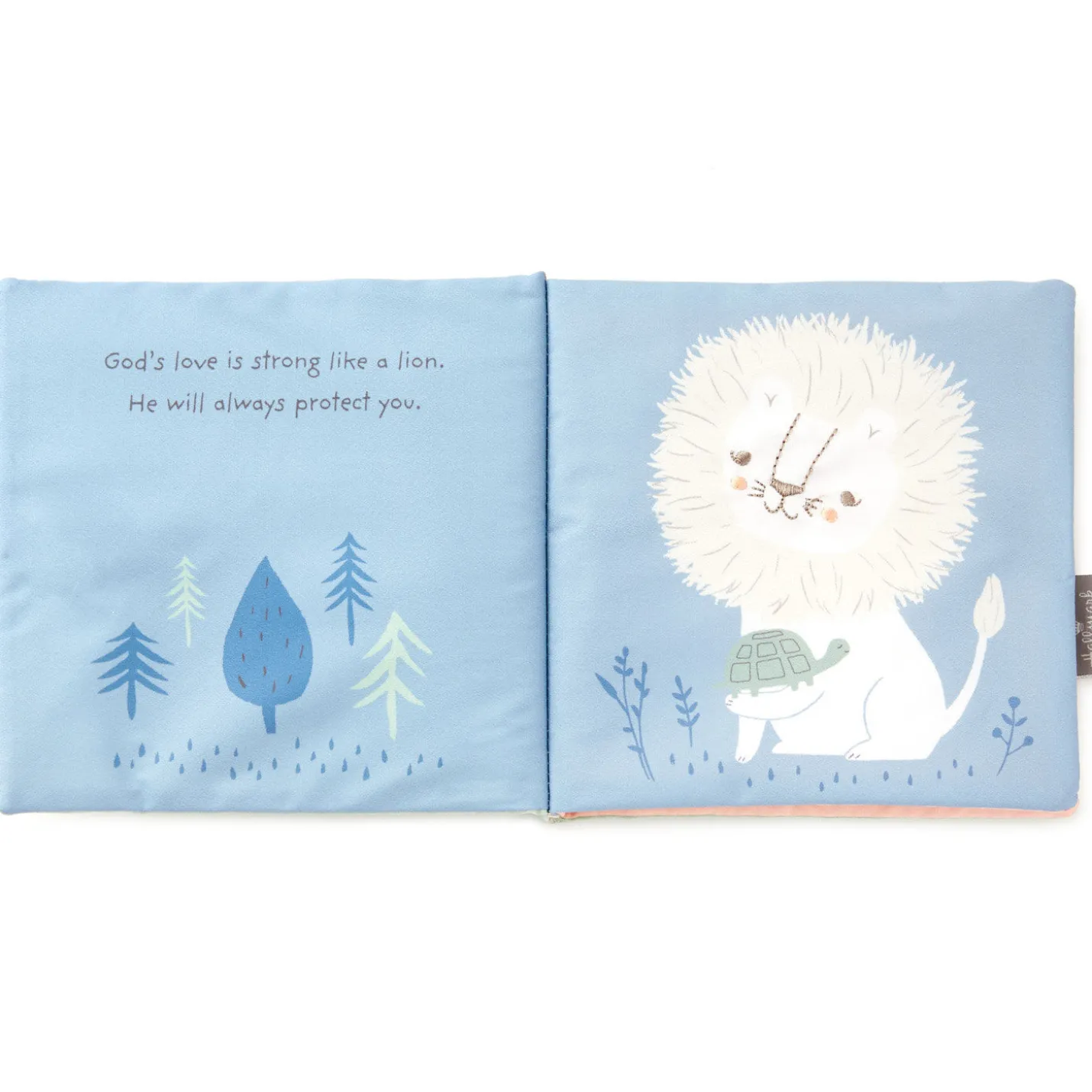 The Lion and The Lamb: A Touch & Feel Book About God's Love Cloth Book