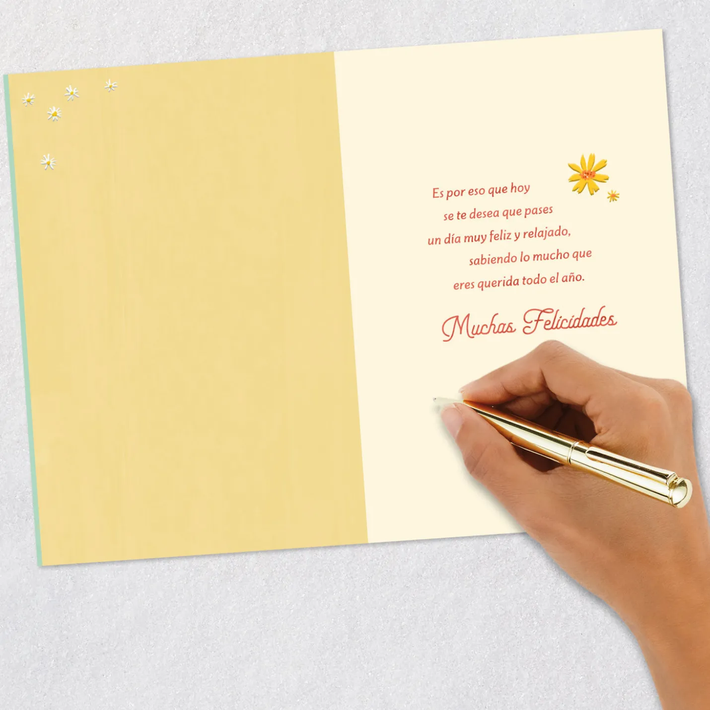 You're Loved All Year Long Spanish-Language Birthday Card for Grandma